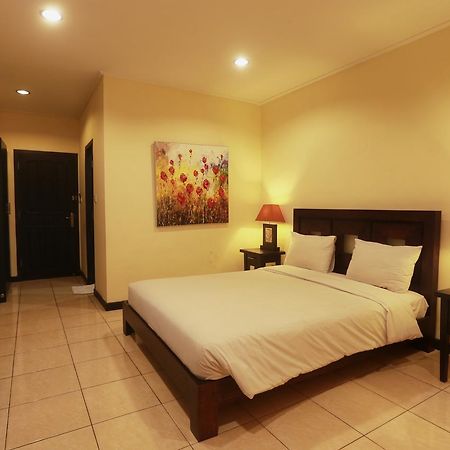 Hotel Intansari Denpasar  Luaran gambar